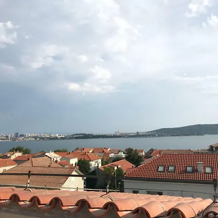 Kira Apartamento Kaštela